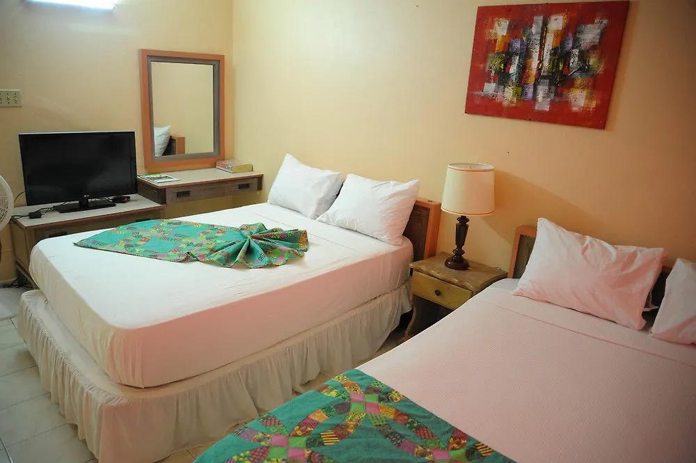 Ocean Rooms At Ocean Sands Ocho Rios 2*,